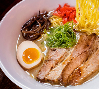photo of tonkotsu ramen